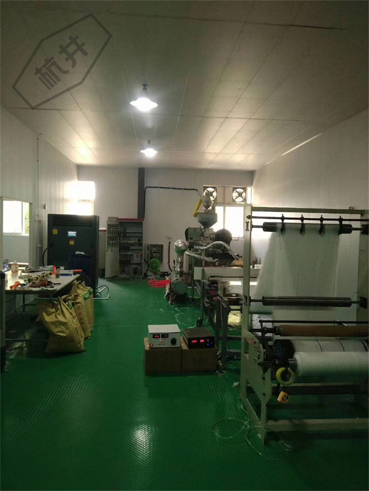 光刻房控溫控濕設備:恒溫恒濕空調機組 光刻房控溫控濕設備:恒溫恒濕空調機組